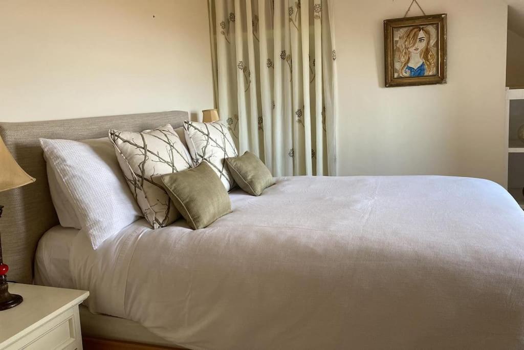 Drop Anchor House, Spacious 3 Bedroom Apartment, Fabulous Sea Views Cleggan Exterior photo